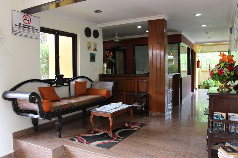 Martins Comfort Betalbatim Exterior photo